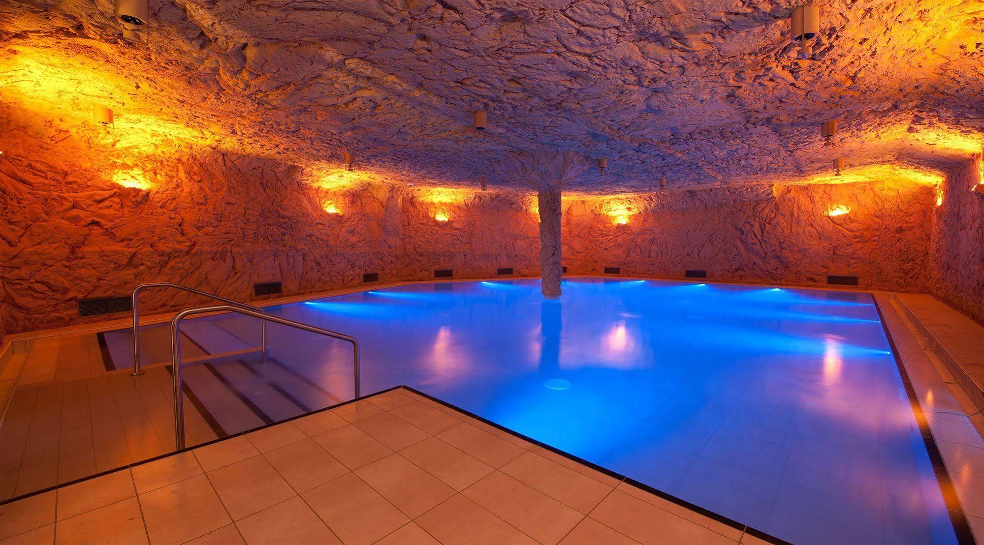 Wellness Hotel Tenedo - Thermalquellen Resort Bad Zurzach Bagian luar foto